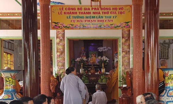 Lễ giao - nhận gia phả họ Võ ở Nhơn Ninh, Tân Thạnh, Long An